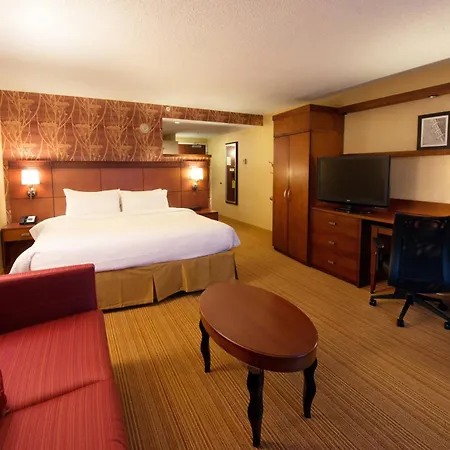 Courtyard By Marriott Canton